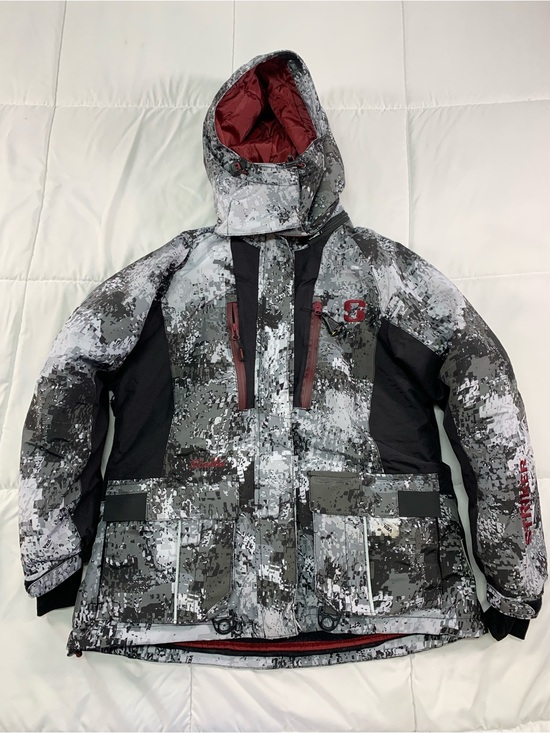 STRIKER Other - Pre loved STRIKER winter jacket size M